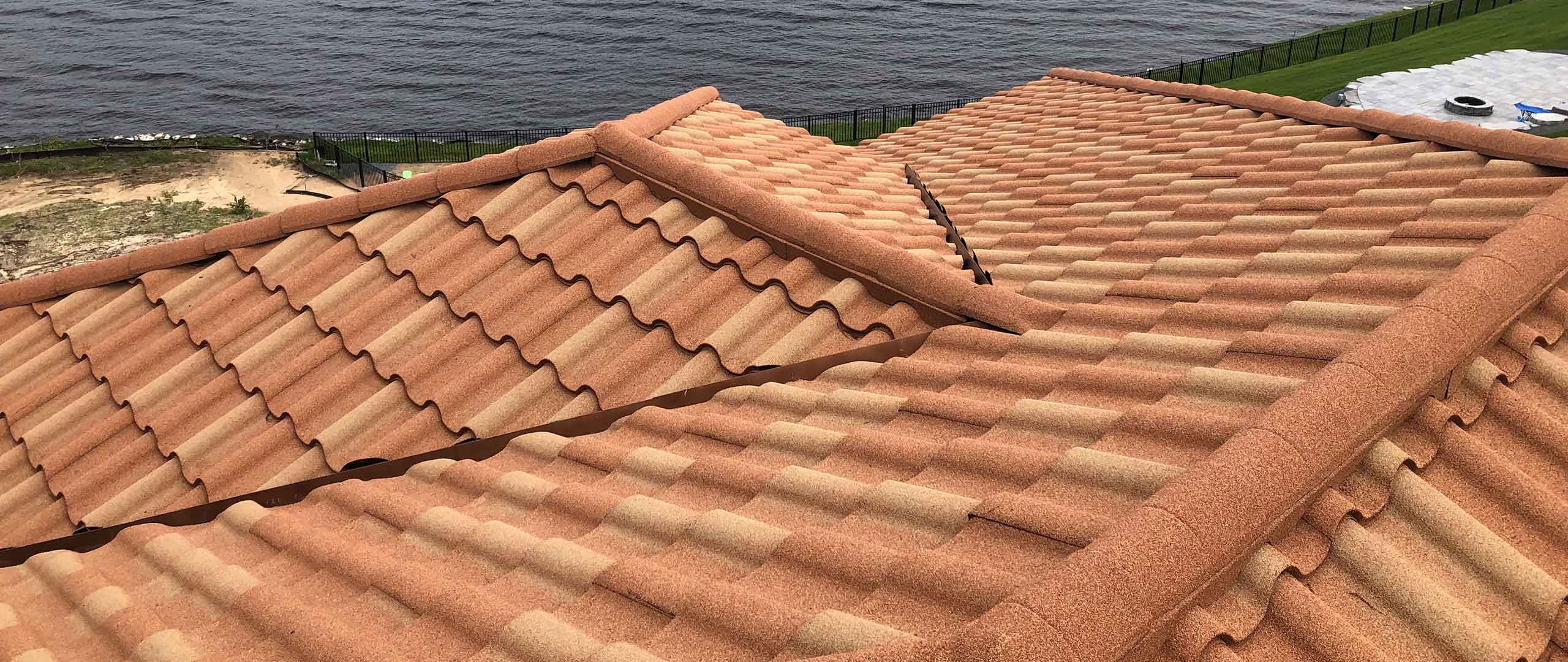 mitten-exteriors-roof-installation-company